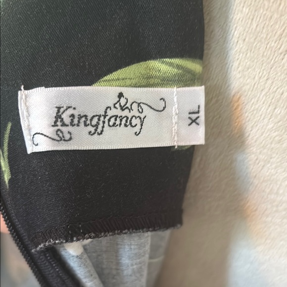 Chic Black Cherry and Floral High-Low Dress - Picture 2 of 9